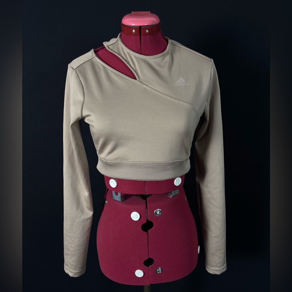 Adidas Beige Asymmetrical Cutout Workout Crop Top Long Sleeve Shirt